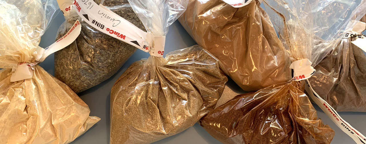 bulk spices in bags